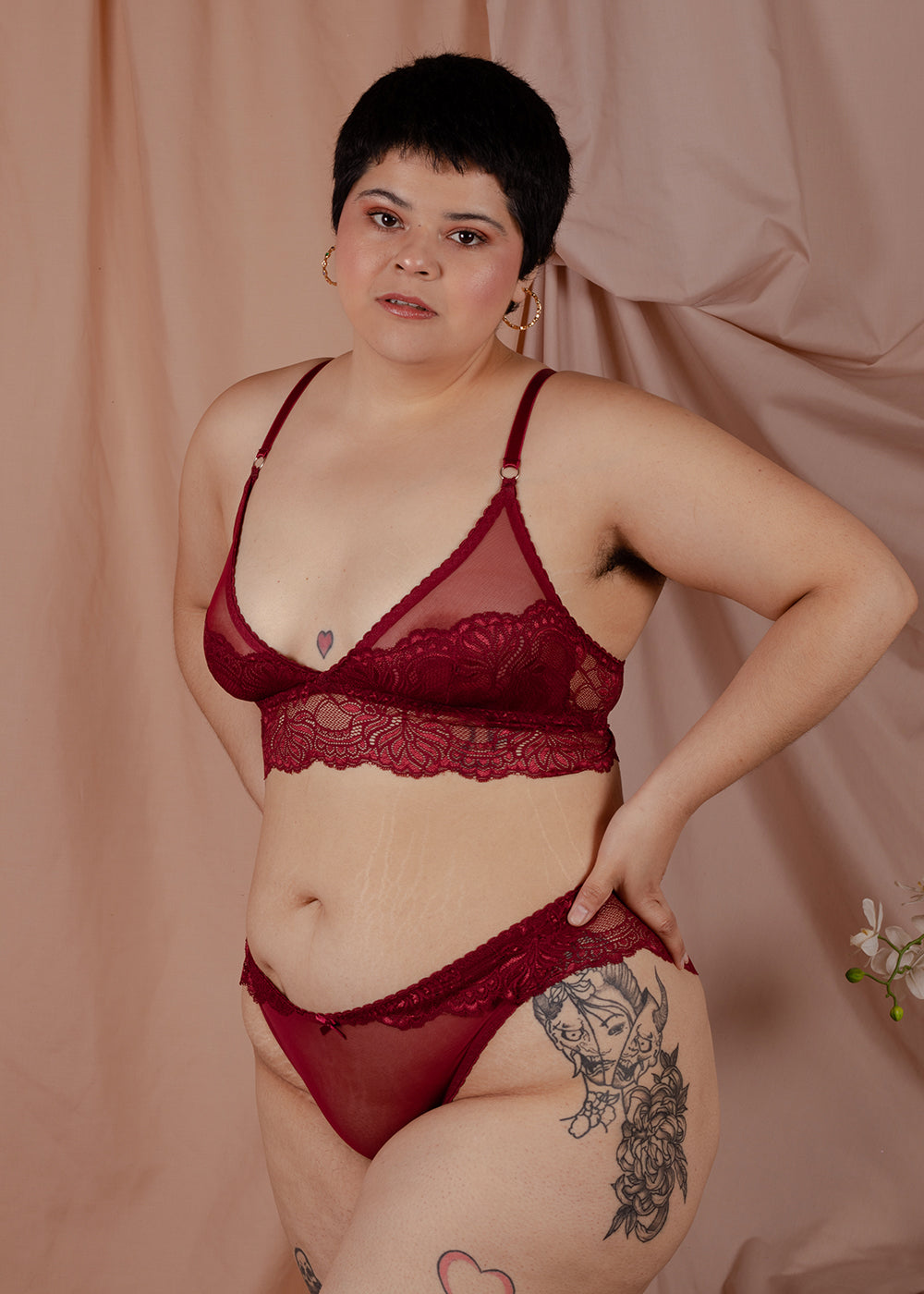 CARLOTA CONJUNTO BRALETTE CON CACHETERO